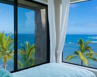 C8: 1 bedroom, top floor, oceanfront - Princeville - Balcón