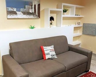 La nassa fitta camere - Brindisi - Sala de estar