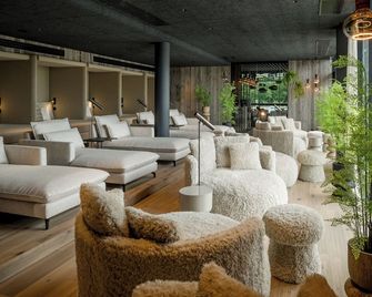 Das Mühlbach - Thermal Retreat & Wellness Resort - Bad Fuessing - Lounge