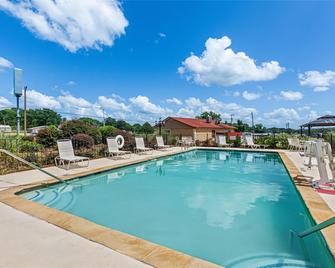 Best Western Palestine Inn - Palestine - Pool