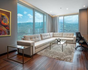 Holiday Inn Bucaramanga Cacique by IHG - Bucaramanga - Schlafzimmer