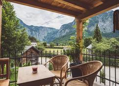 Chalet am Sonnenhang - Obertraun - Balkon