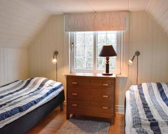 Two-Bedroom Holiday Home In Hollviken - Höllviken - Bedroom