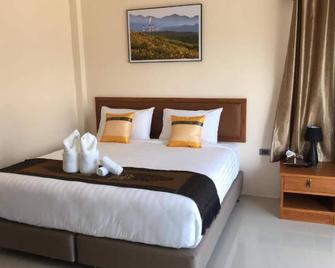 Lampang Green Garden Resort - Lampang - Habitación