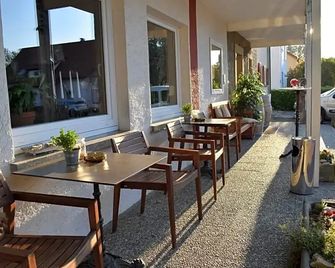 Hotel Kamps - Sinsheim - Patio