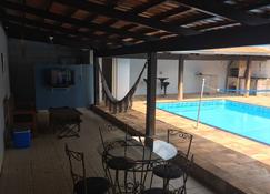 Casa Marinho In Palmas For Season And Events - Palmas - Zwembad