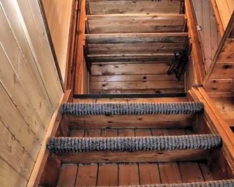 Camping Pod Krokwia - Zakopane - Escalier