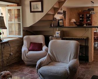 Maison de Campagne à 30 mn des Plus Beaux Sites du Périgord Noir - Campagne - Salon
