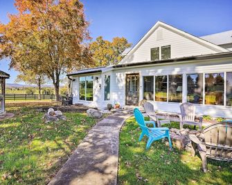Spacious Home + Acreage, 16 Mi to Chattanooga - Chickamauga - Patio