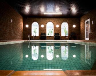 The Brunswick - Shanklin - Pool