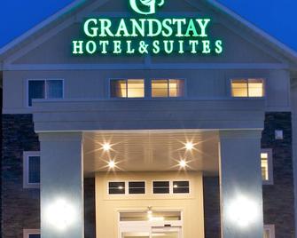 Grandstay Hotel & Suites Mount Horeb - Madison - Mount Horeb - Edificio