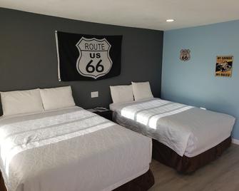 Deluxe Inn Motel - Seligman - Bedroom