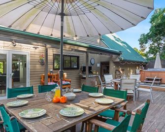 Botanical Hideaway Taupo - Taupo - Innenhof