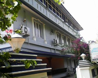 Sealine Beach Resort - Kochi - Byggnad