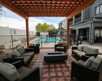 Courtyard by Marriott El Paso Airport - El Paso - Patio