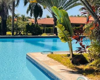 Hotel Ibiza Cumbuco - Caucaia - Zwembad