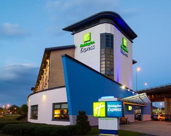 Holiday Inn Express Glasgow Airport - Glasgow - Toà nhà