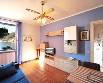 Casabb - Toscolano Maderno - Living room