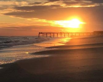 Oceanside Communityprivate Beach Accesspoolwifikitchenbbq Grill - Atlantic Beach - Beach
