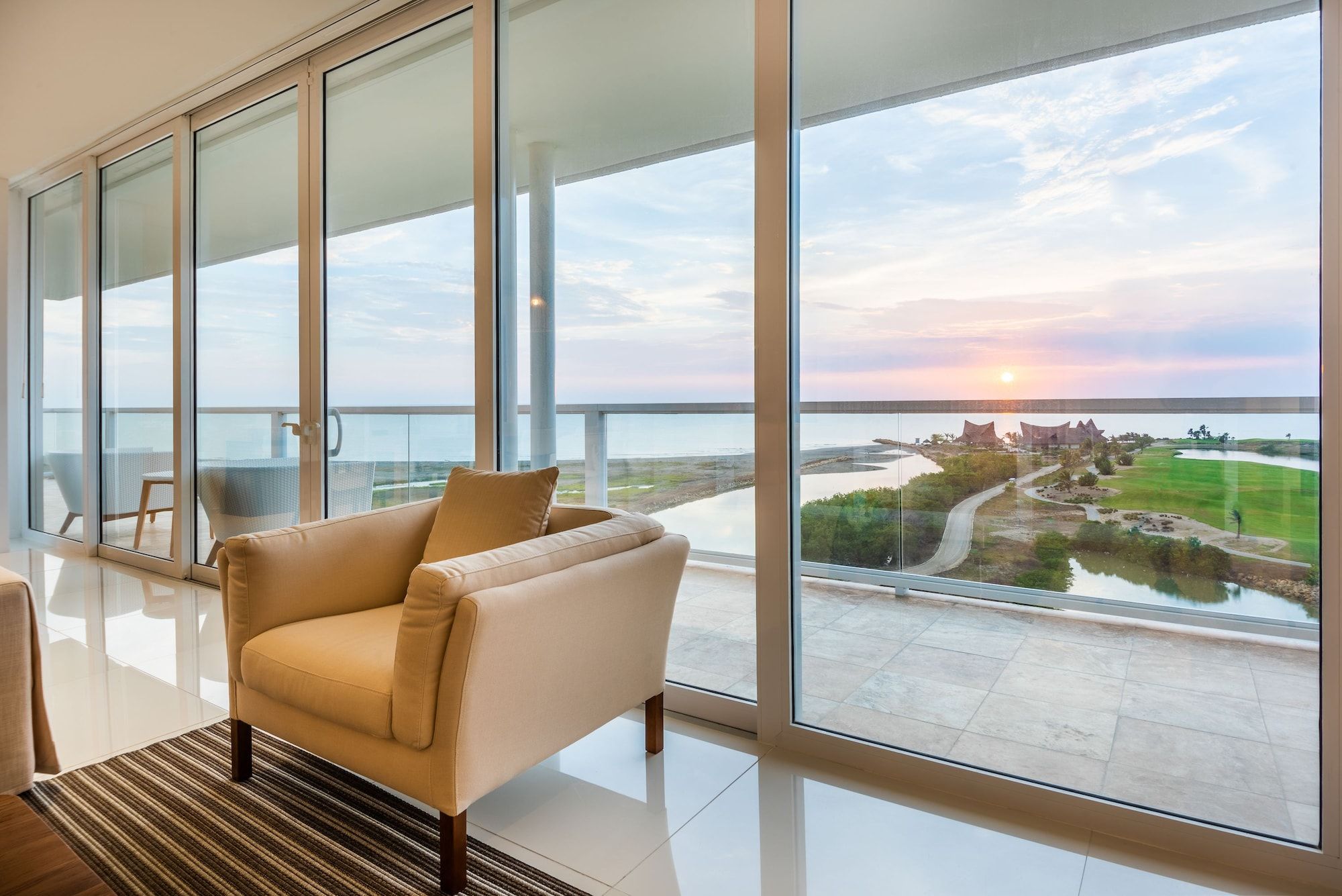 دريمز كاريبانا كارتاجينا جولف آند سبا ريزورت ب عامامل جميع الخدمات - كارتاخينا دي إندياس - شرفة