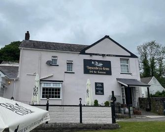 Ynyscedwyn Arms - סוואנסי - בניין