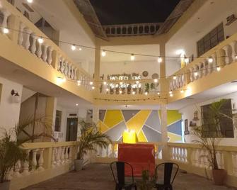 Lemon Tree Santa Cruz - Santa Cruz La Laguna - Lobby