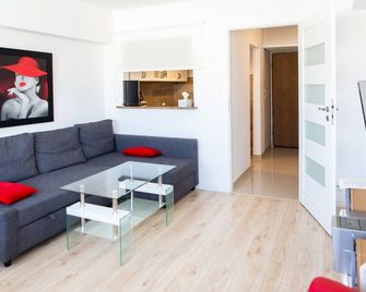 bonApartments - Warsaw - Living room