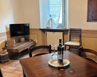 Rosso Mattone Mondovì - Mondovì - Sala pranzo