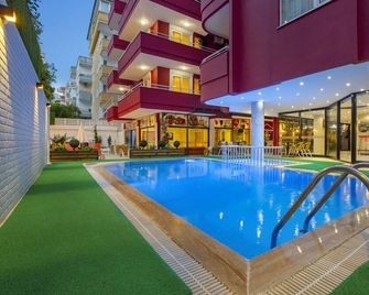Twin Apart Hotel - Alanya - Piscina