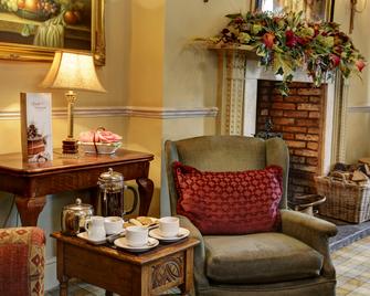 York Pavilion Hotel, Sure Hotel Collection by Best Western - York - Lounge