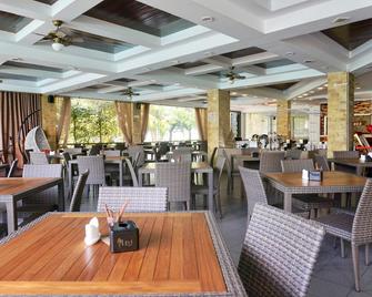 Bintan Beach Resort - Tanjung Pinang - Restaurant