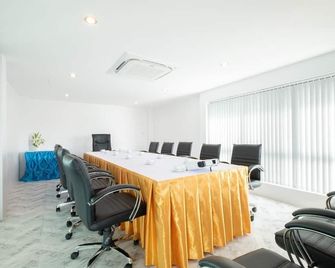 Sita Krabi Hotel - Krabi - Sala de reuniones