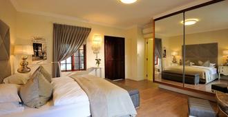 Hotel Heinitzburg - Windhoek - Sovrum