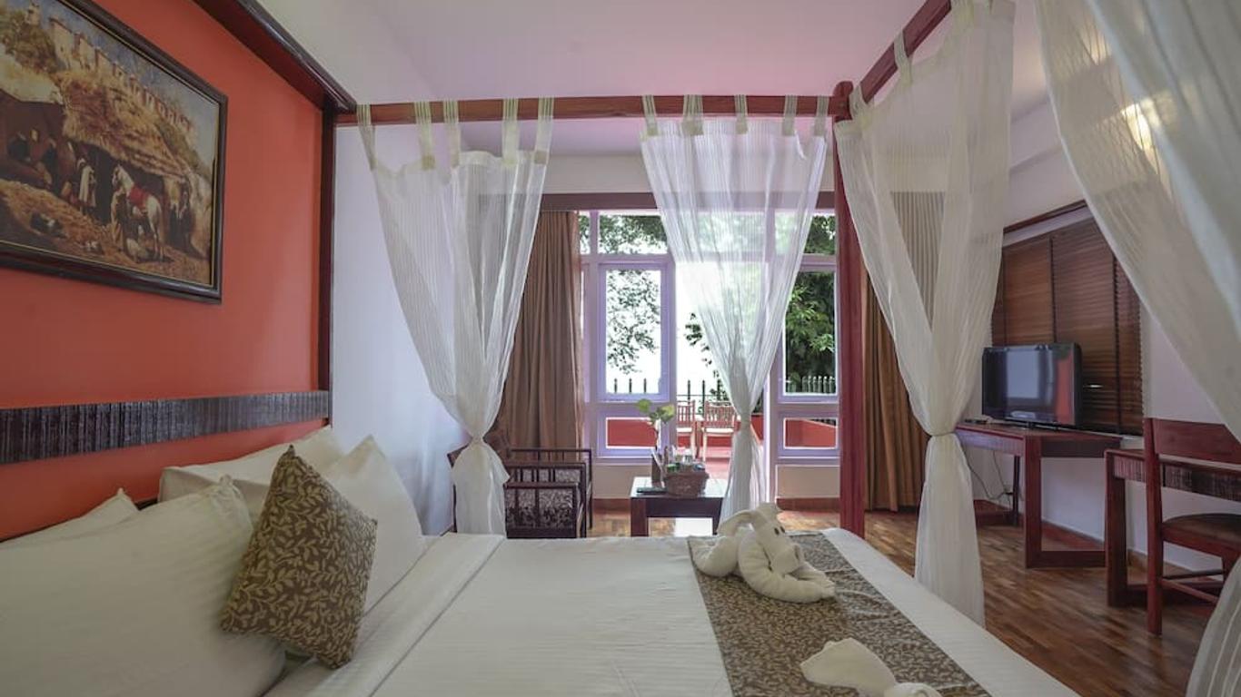Tea Valley Resort