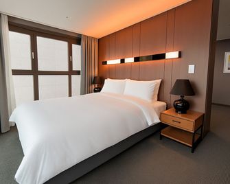 Jinju Raon Stay In Perla - Jinju - Habitación