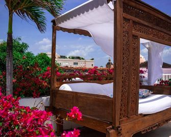 Hotel Aguamarina Boutique - קרטחנה דה אינדיאס - מרפסת