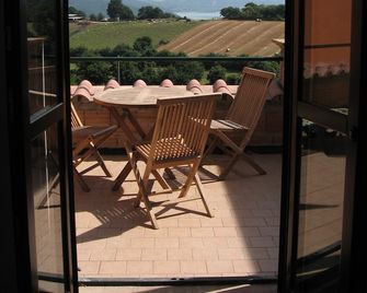 Agriturismo La Gismonda - Bracciano - Balkon