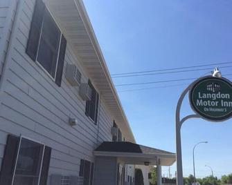 Langdon Motor Inn - Langdon - Outdoors view