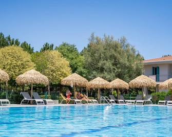 Summer Time Family Resort - Bibione - Piscina