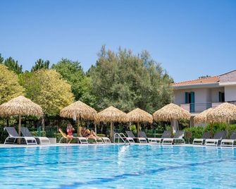 Summer Time Family Resort - Bibione - Piscine
