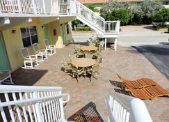 Southwinds Inn by The Gold Nests - Hollywood - Patio