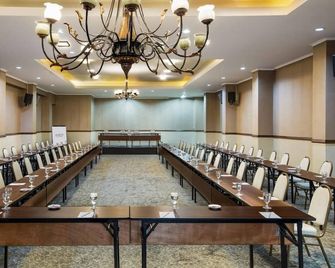Riss Hotel Malioboro - Yogyakarta - Mötesrum