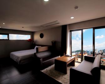 Reve Hotel Jeju - Jeju City - Bedroom