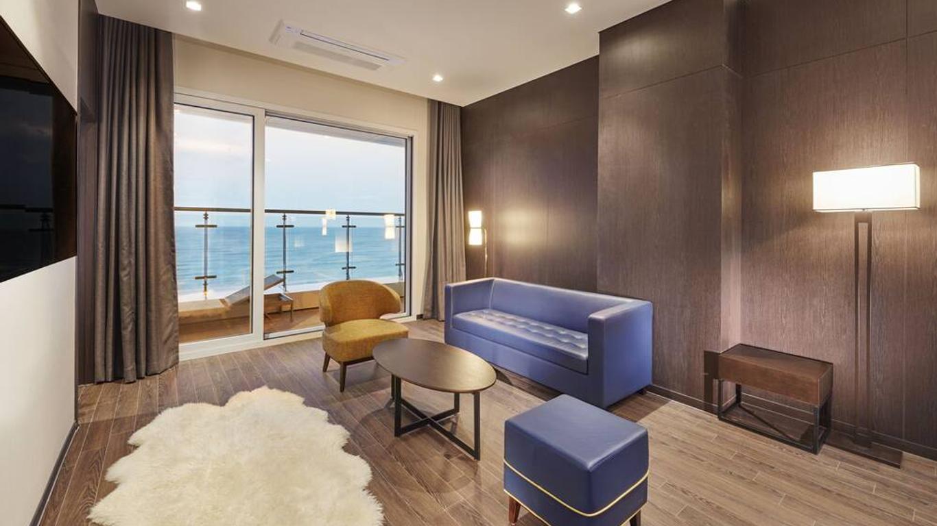 Skybay Hotel Gyeongpo