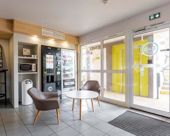 B&B HOTEL Boulogne-sur-Mer Saint-Martin - Saint-Martin-Boulogne - Lounge