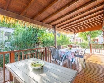 Little John - Fréjus - Balkon