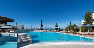 Poseidon Palace Hotel Πάτρα - Kaminia