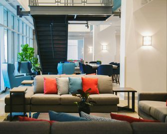 Hilton Garden Inn Fredericton, New Brunswick - Fredericton - Oleskelutila