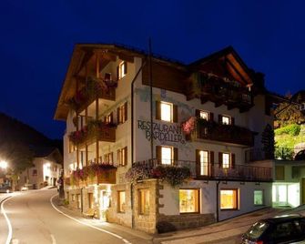 Hotel B&B Pardeller - Nova Levante - Budova