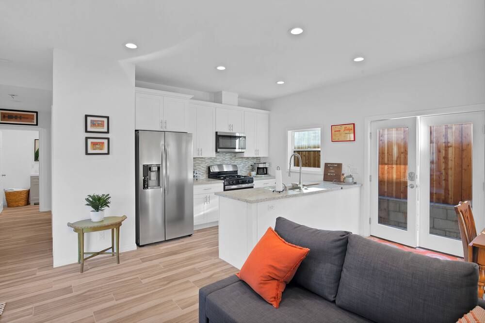 2 bed 2 bath Bungalow - لونغ بيتش - مطبخ